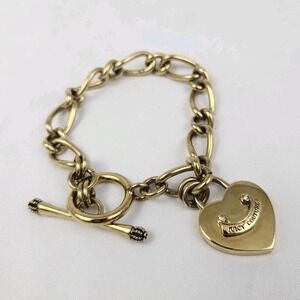 Juicy Couture Bracelet Gold Tone Heart Charm Large Figaro Link Vintage Y2K Glam